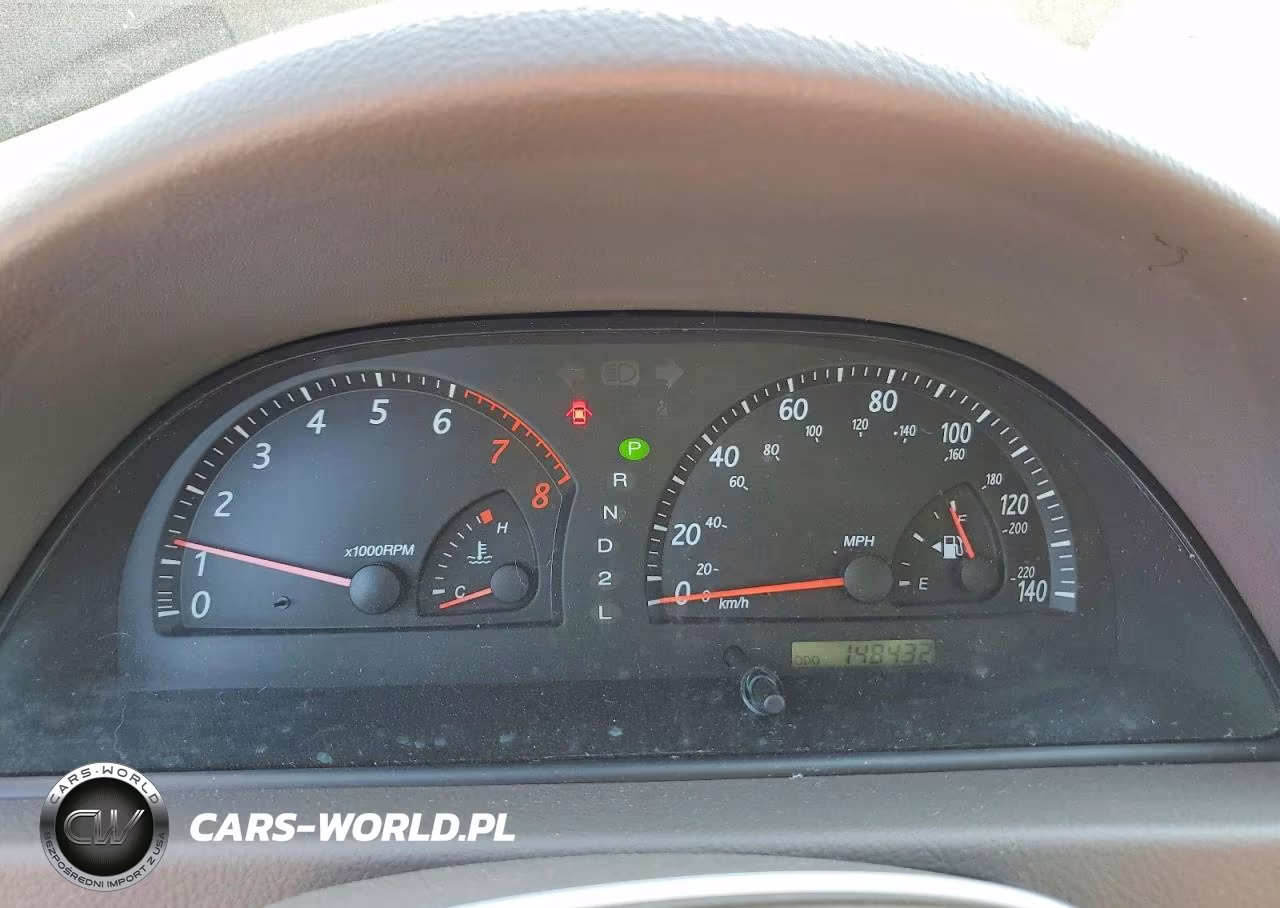 2002 Toyota Camry Xle VIN:JTDBE32K520081980 - 9