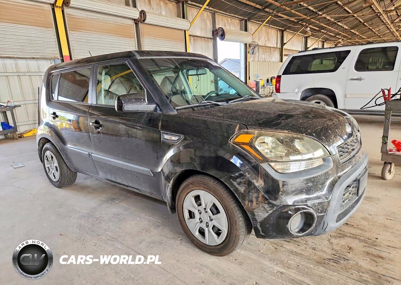 2013 Kia Soul Base VIN:KNDJT2A51D7753115 - 4