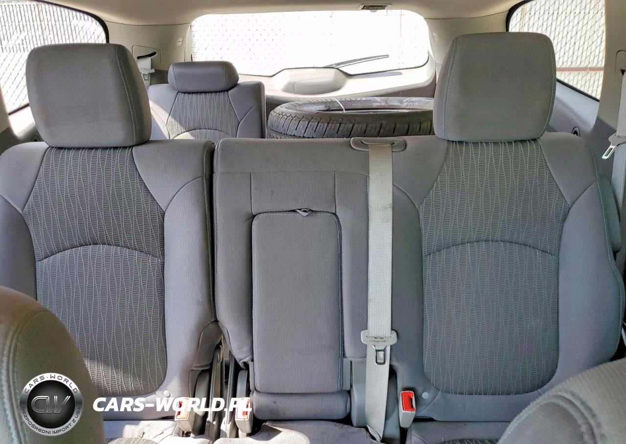 2013 Chevrolet Traverse Ls VIN:1GNKRFKD7DJ142578 - 10