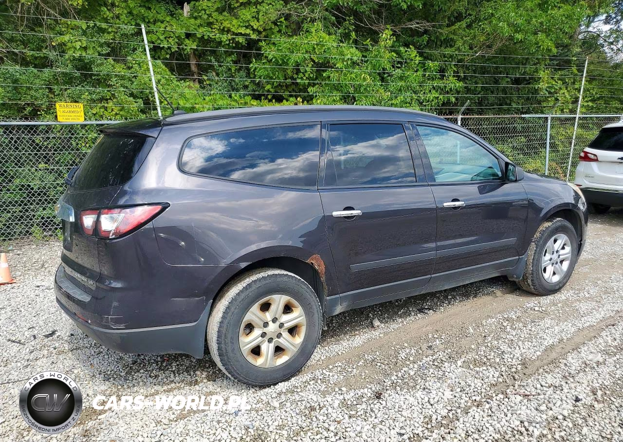 2013 Chevrolet Traverse Ls VIN:1GNKRFKD7DJ142578 - 3