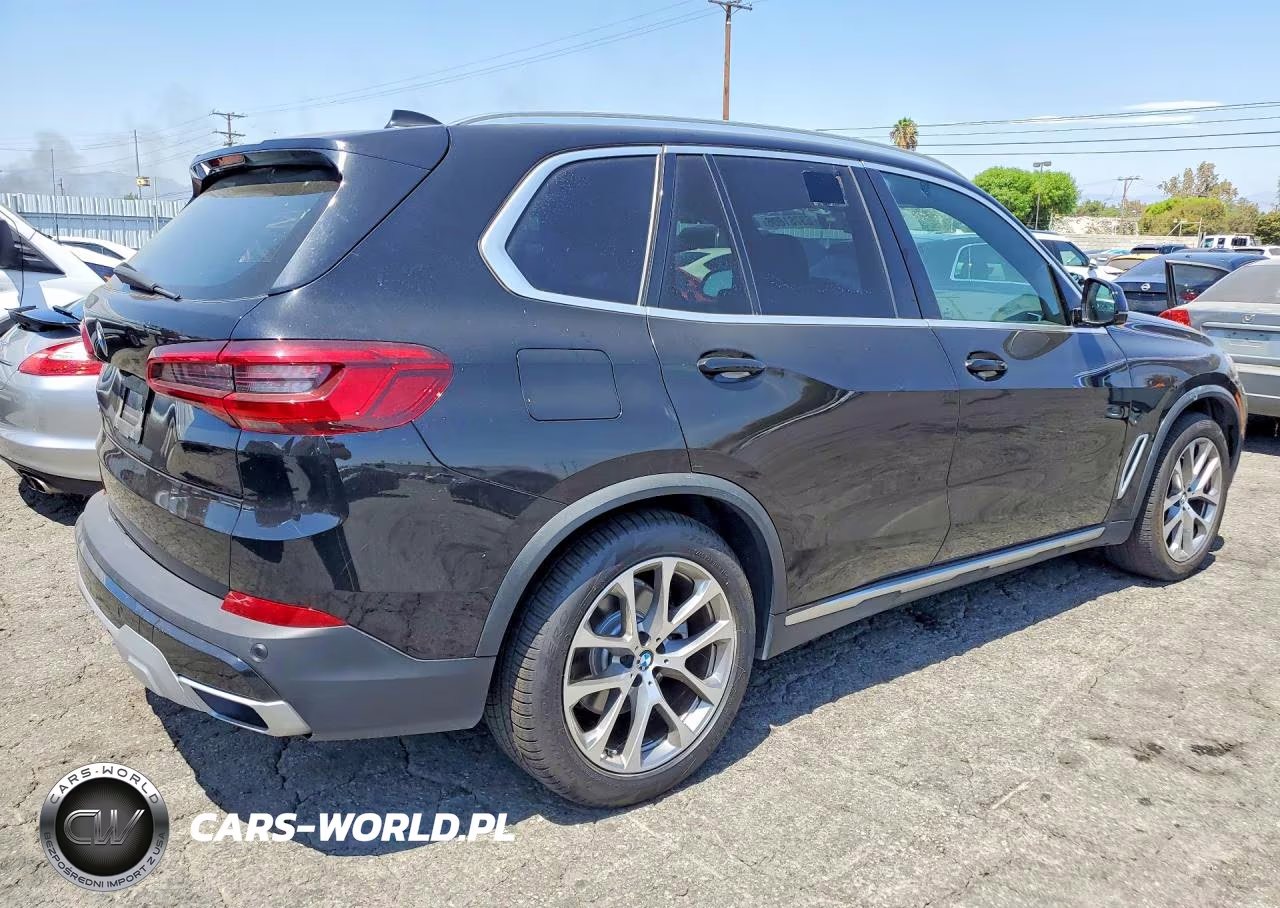 2019 BMW X5 xDrive40I VIN:5UXCR6C54KLK88649 - 3