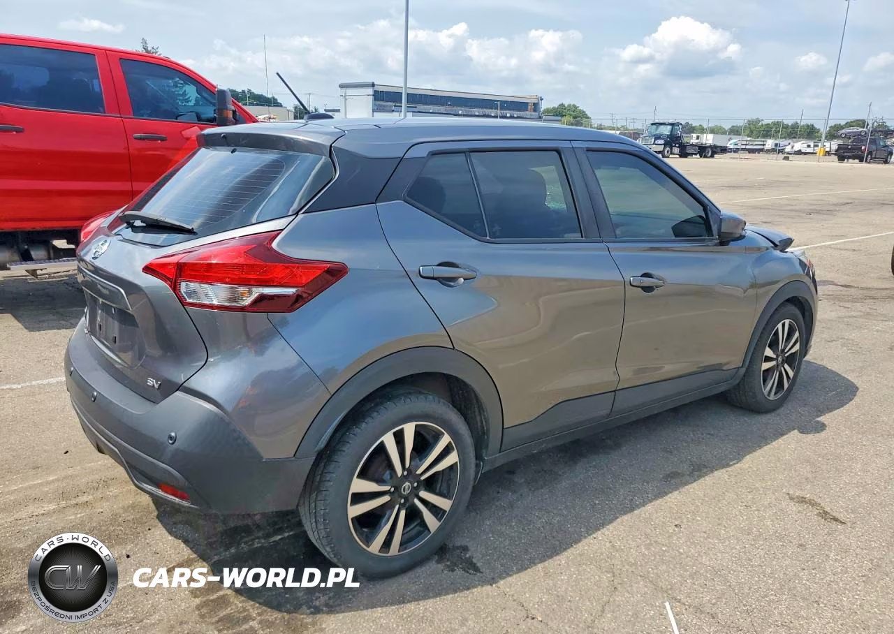 2020 Nissan Kicks Sv VIN:3N1CP5CV2LL497818 - 3