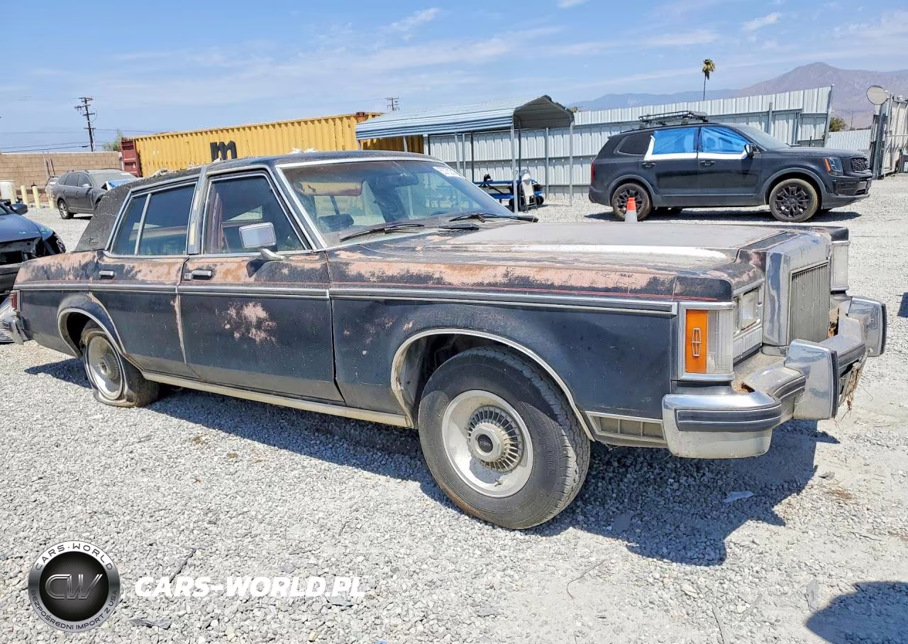 1980 Lincoln Versailles VIN:9W84F611850 - 4