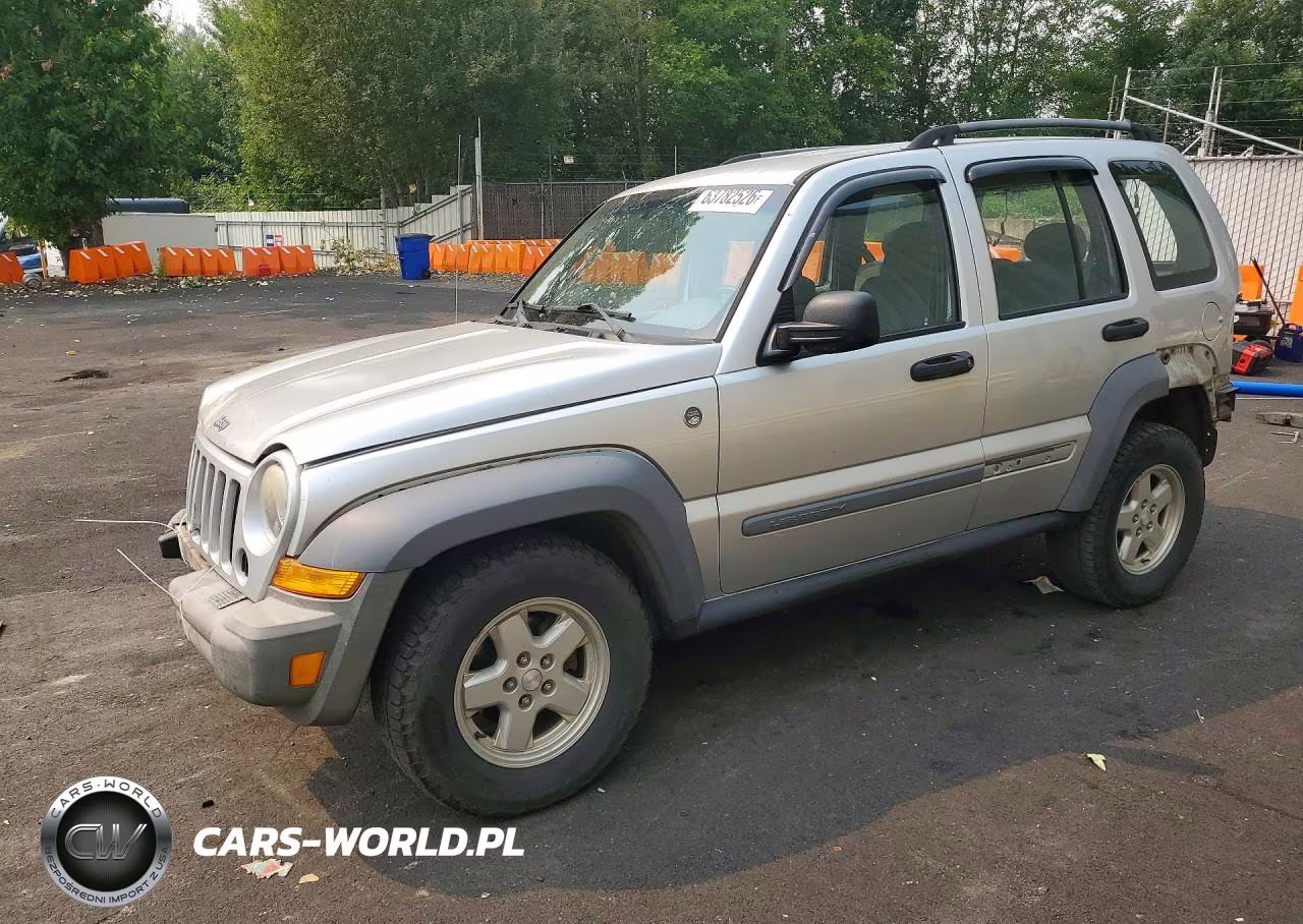 2005 Jeep Liberty Sport VIN:1J4GL48K55W647043 - 1