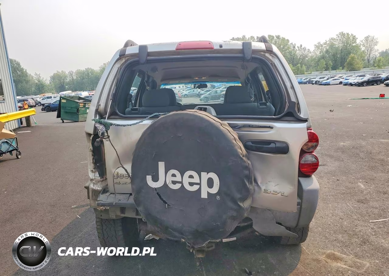 2005 Jeep Liberty Sport VIN:1J4GL48K55W647043 - 6