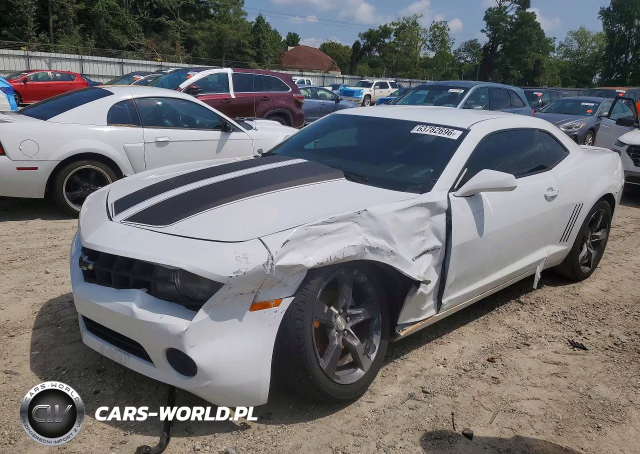 2013 Chevrolet Camaro Ls VIN:2G1FA1E33D9136112 - 1