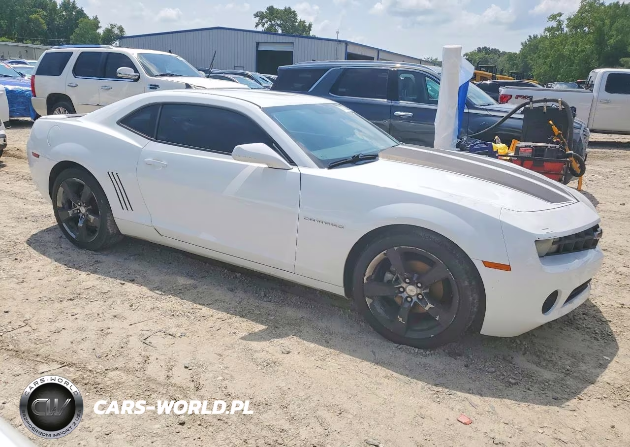 2013 Chevrolet Camaro Ls VIN:2G1FA1E33D9136112 - 4