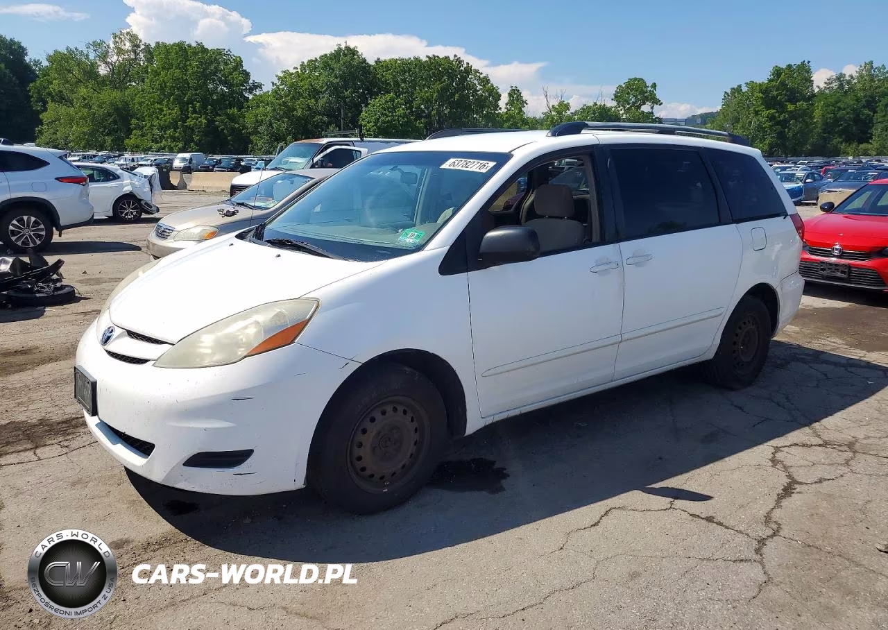 2008 Toyota Sienna Le 7-Passenger