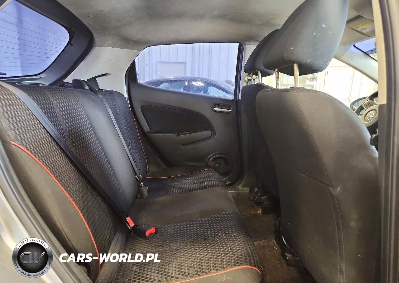 2011 Mazda Mazda2 VIN:JM1DE1HYXB0113654 - 10
