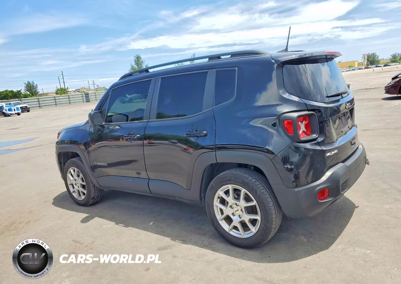 2022 Jeep Renegade Latitude VIN:ZACNJDB12NPN79412 - 2