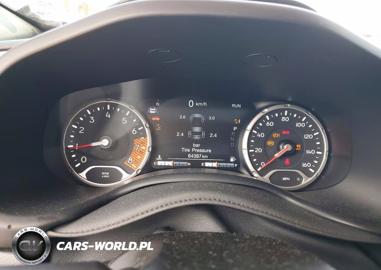 2022 Jeep Renegade Latitude VIN:ZACNJDB12NPN79412 - 9