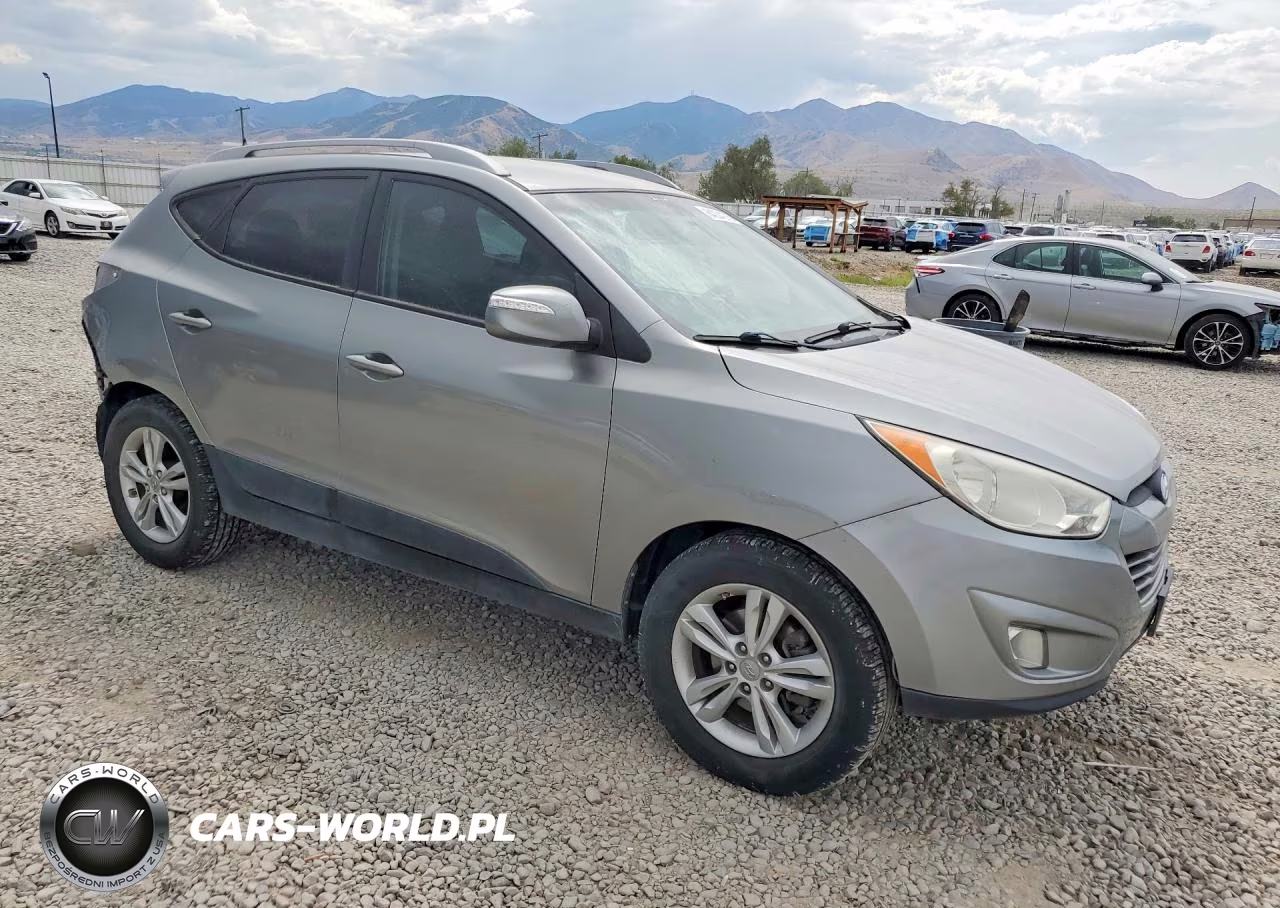 2013 Hyundai Tucson Gls VIN:KM8JU3AC8DU729943 - 4
