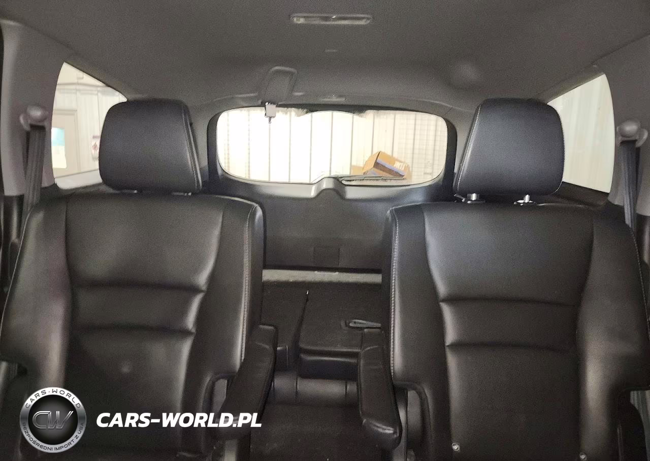 2019 Honda Pilot Touring VIN:5FNYF6H64KB087015 - 10