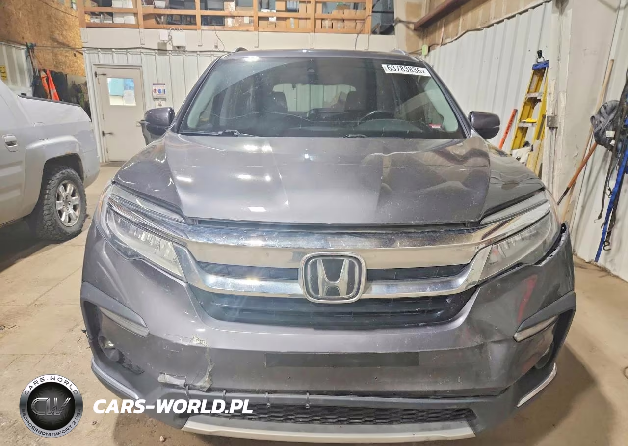 2019 Honda Pilot Touring VIN:5FNYF6H64KB087015 - 5