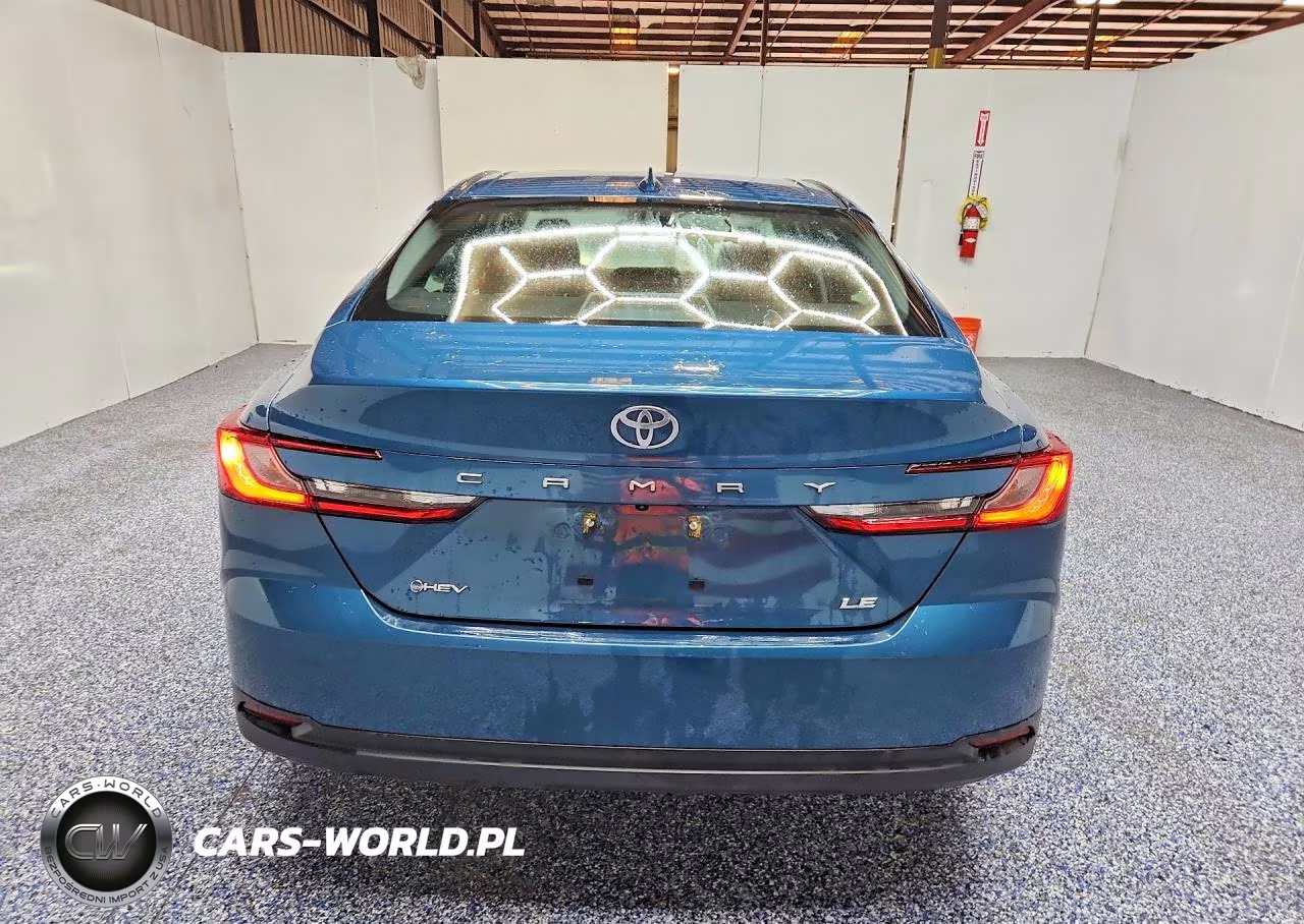2025 Toyota Camry Le VIN:4T1DAACK9SU585198 - 6