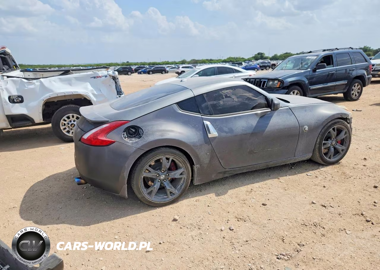 2010 Nissan 370Z Base VIN:JN1AZ4EH1AM502397 - 3