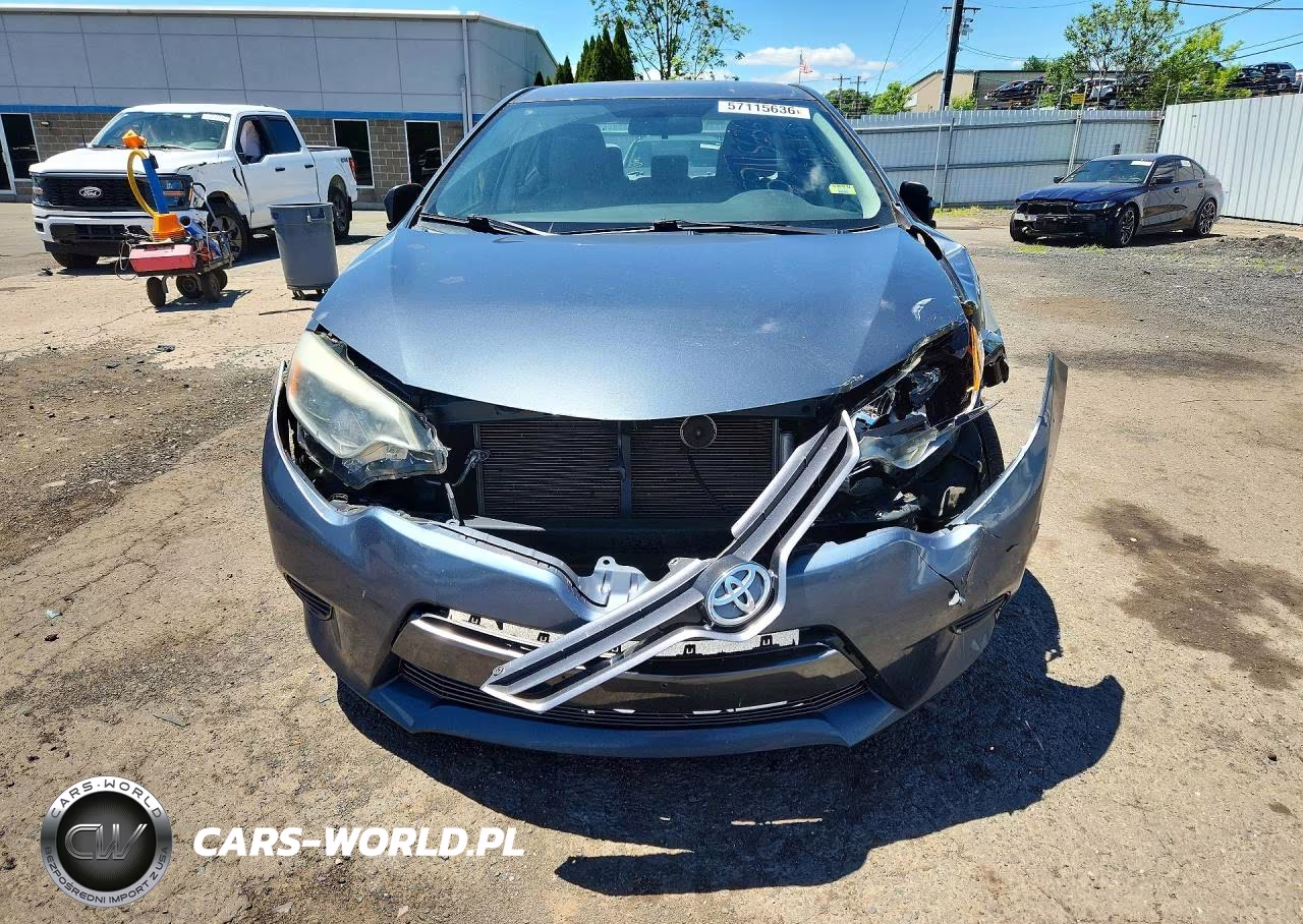 2015 Toyota Corolla Le VIN:2T1BURHE6FC240900 - 9