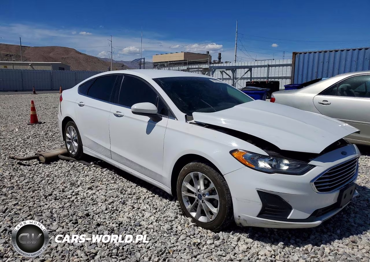 2019 Ford Fusion Se VIN:3FA6P0HD0KR239733 - 4