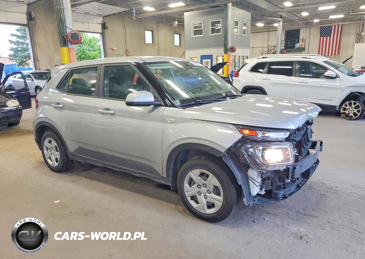2020 Hyundai Venue Se VIN:KMHRB8A32LU018730 - 4