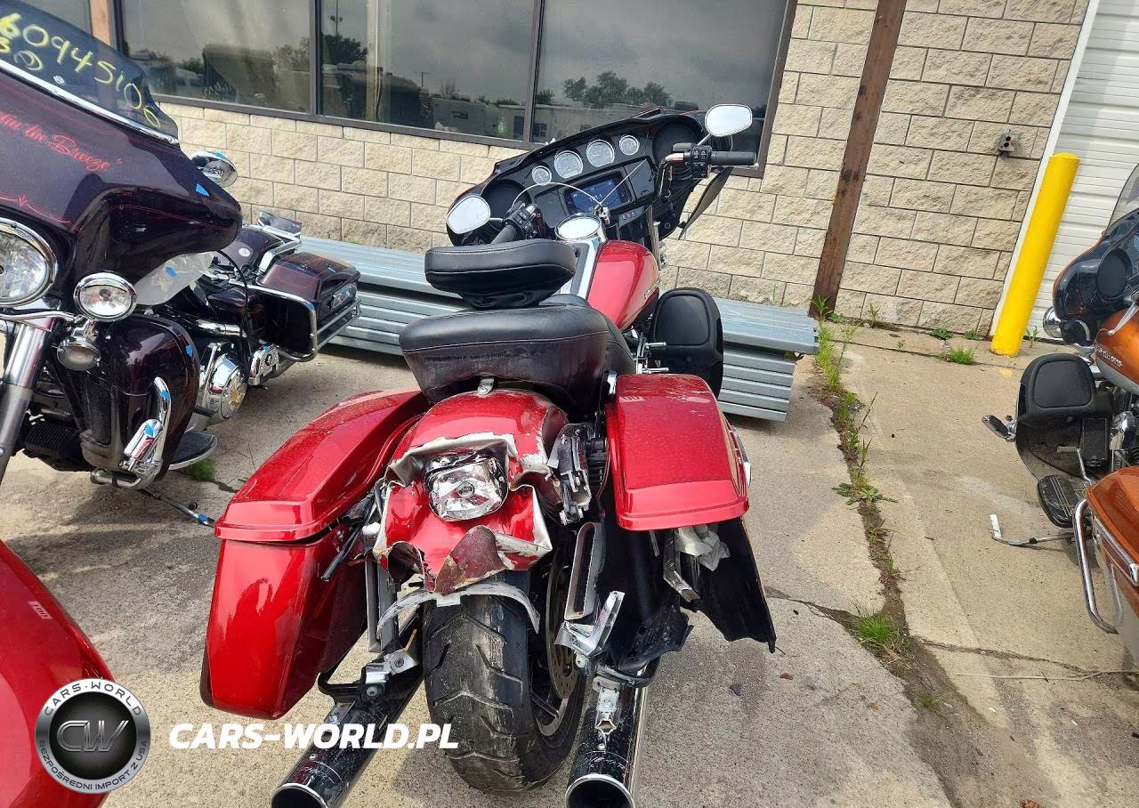 2019 Harley-Davidson Flhtk VIN:1HD1KEF10KB604570 - 4
