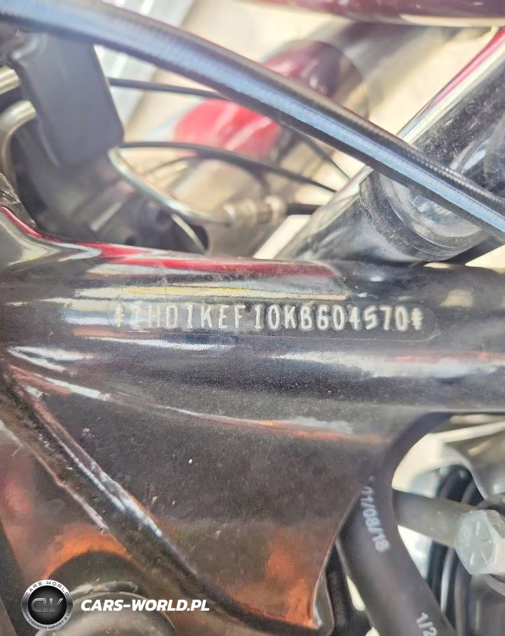 2019 Harley-Davidson Flhtk VIN:1HD1KEF10KB604570 - 9