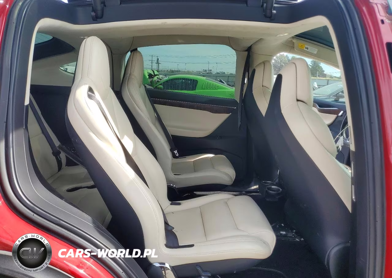 2018 Tesla Model X VIN:5YJXCBE44JF095534 - 11