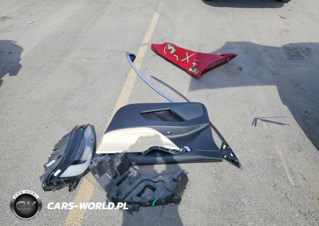 2018 Tesla Model X VIN:5YJXCBE44JF095534 - 13