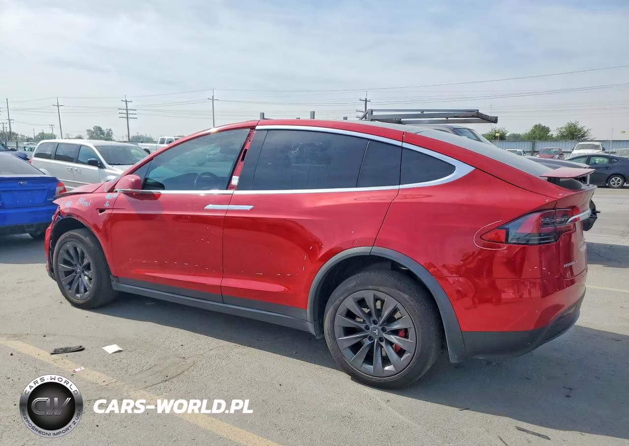 2018 Tesla Model X VIN:5YJXCBE44JF095534 - 2