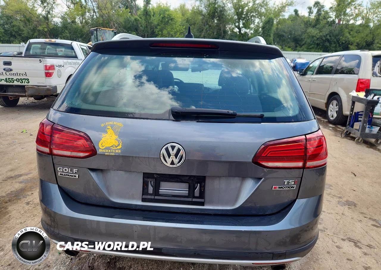 2018 Volkswagen Golf Alltrack S VIN:3VWH17AU6JM751187 - 6
