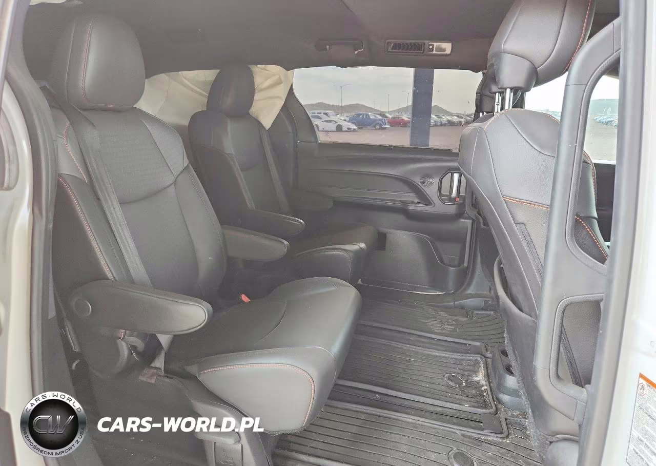 2021 Toyota Sienna Xse VIN:5TDXSKFC0MS032259 - 11