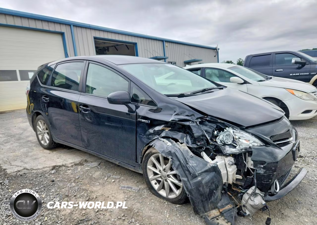 2014 Toyota Prius V Five VIN:JTDZN3EUXE3330109 - 4