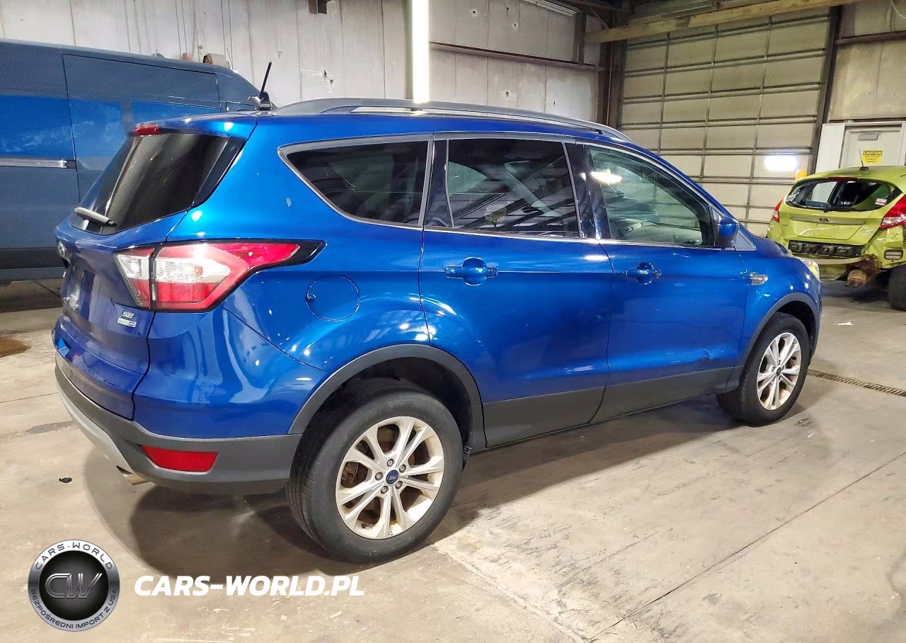 2018 Ford Escape Se VIN:1FMCU9GD1JUA28409 - 3