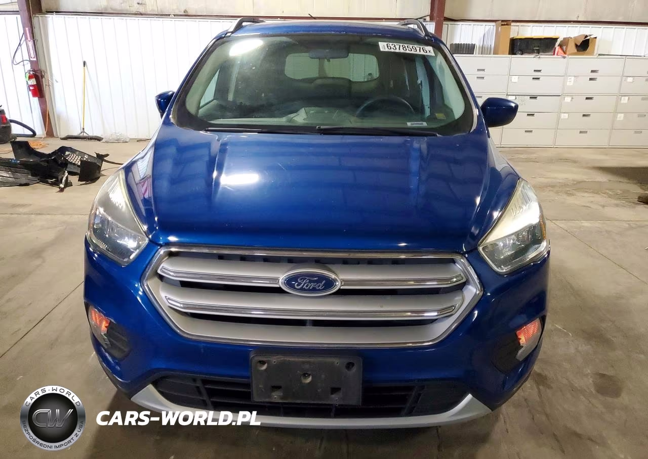 2018 Ford Escape Se VIN:1FMCU9GD1JUA28409 - 5