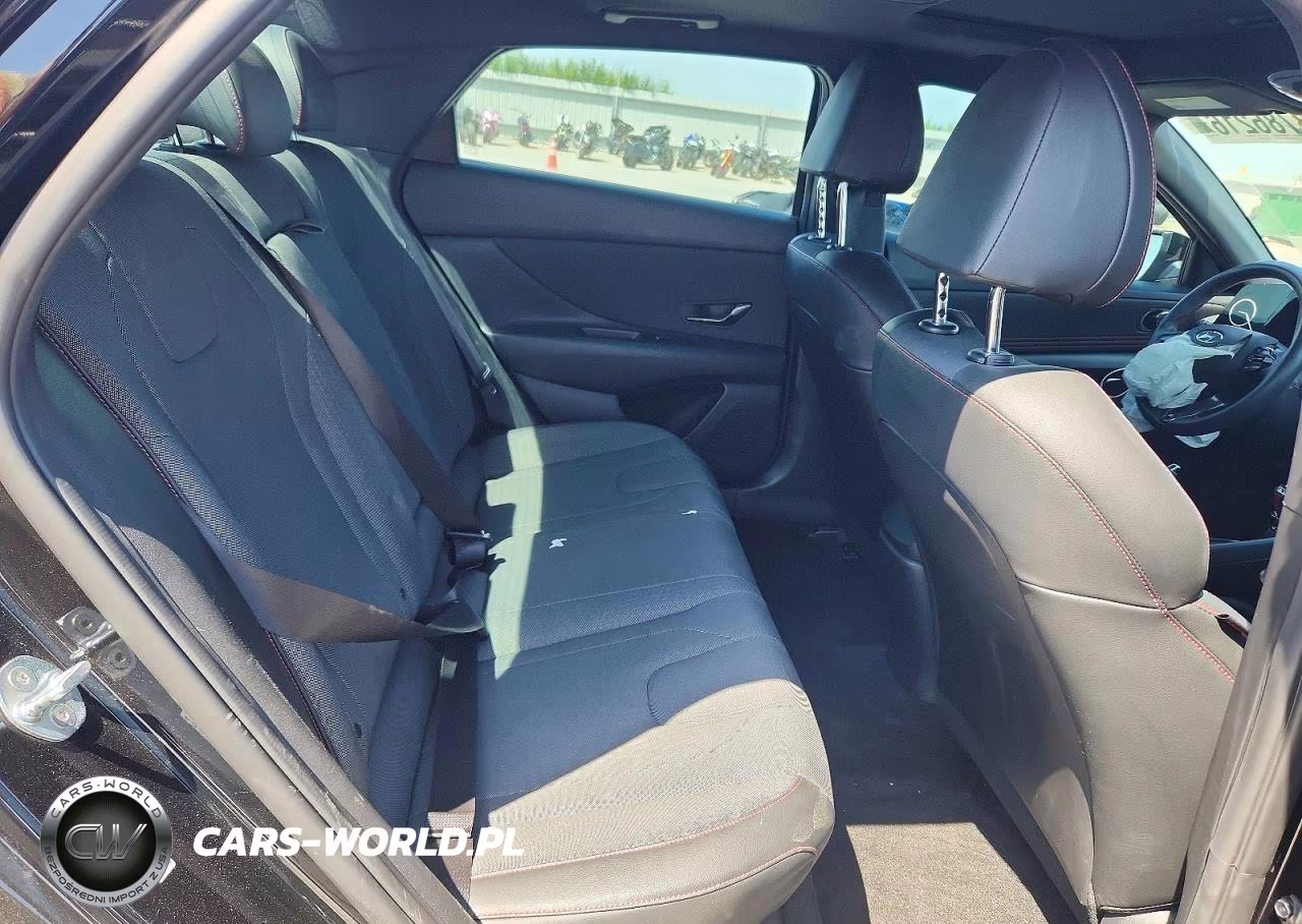 2021 Hyundai Elantra N Line VIN:KMHLR4AF3MU156718 - 10