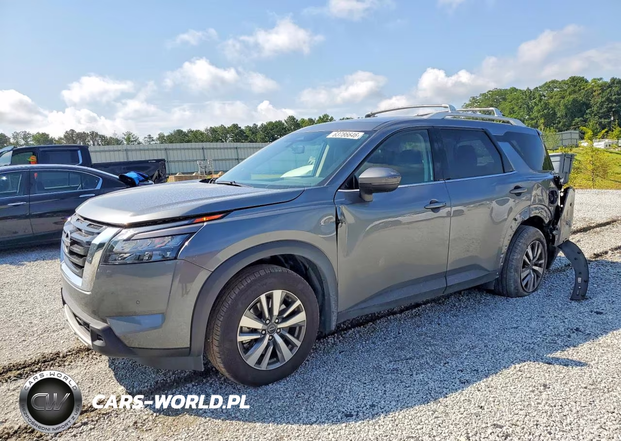 2025 Nissan Pathfinder Sl