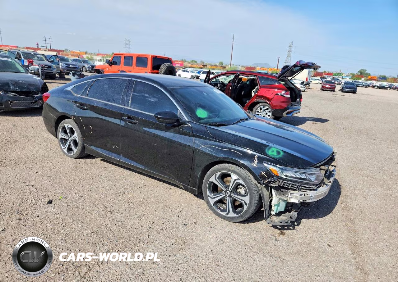 2018 Honda Accord Sport VIN:1HGCV1F37JA267980 - 4