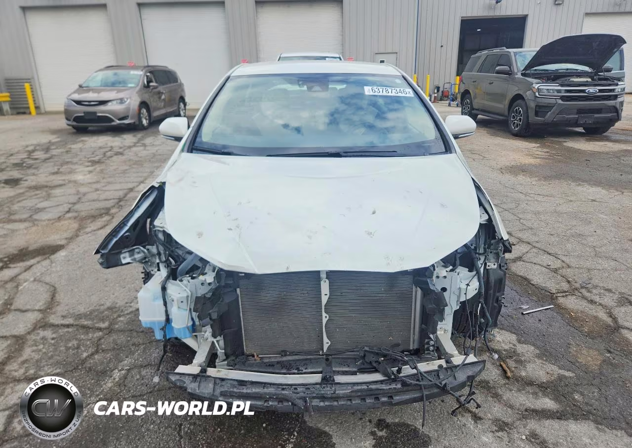 2017 Toyota Prius Four VIN:JTDKARFU0H3531147 - 5