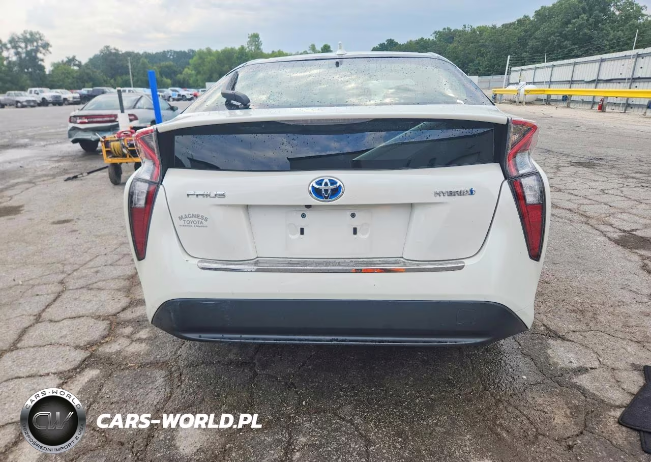2017 Toyota Prius Four VIN:JTDKARFU0H3531147 - 6