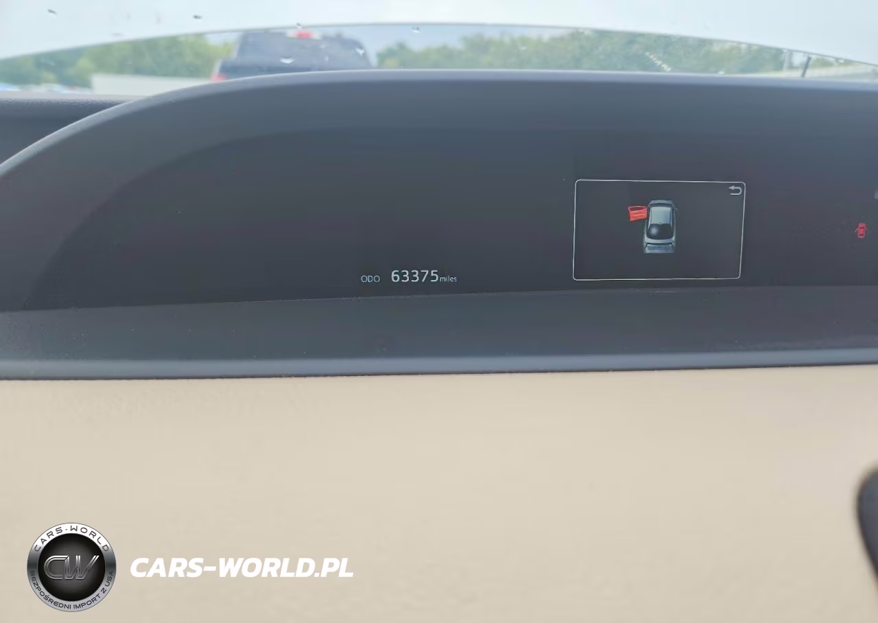 2017 Toyota Prius Four VIN:JTDKARFU0H3531147 - 9