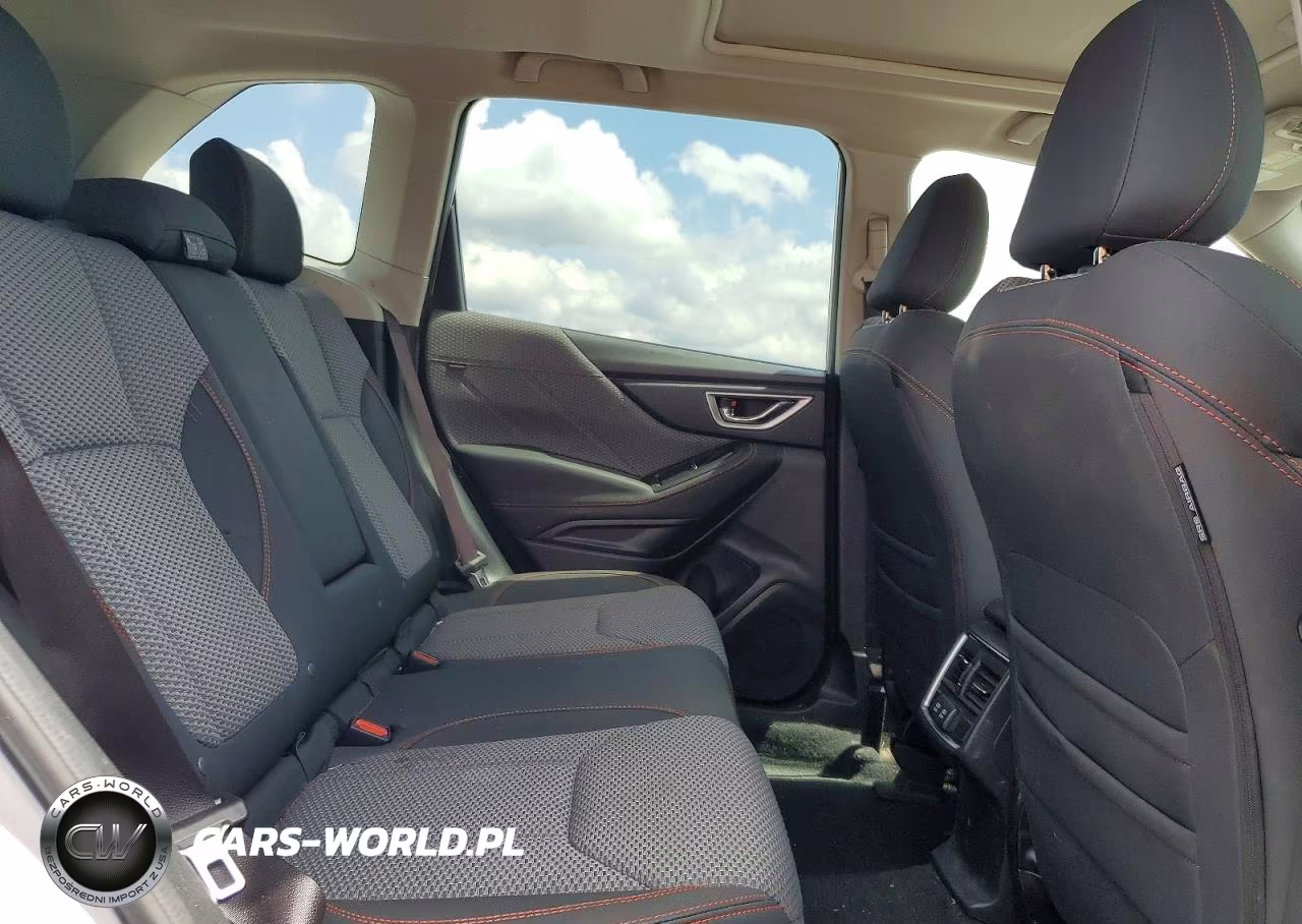 2019 Subaru Forester Sport VIN:JF2SKAKC7KH553024 - 11