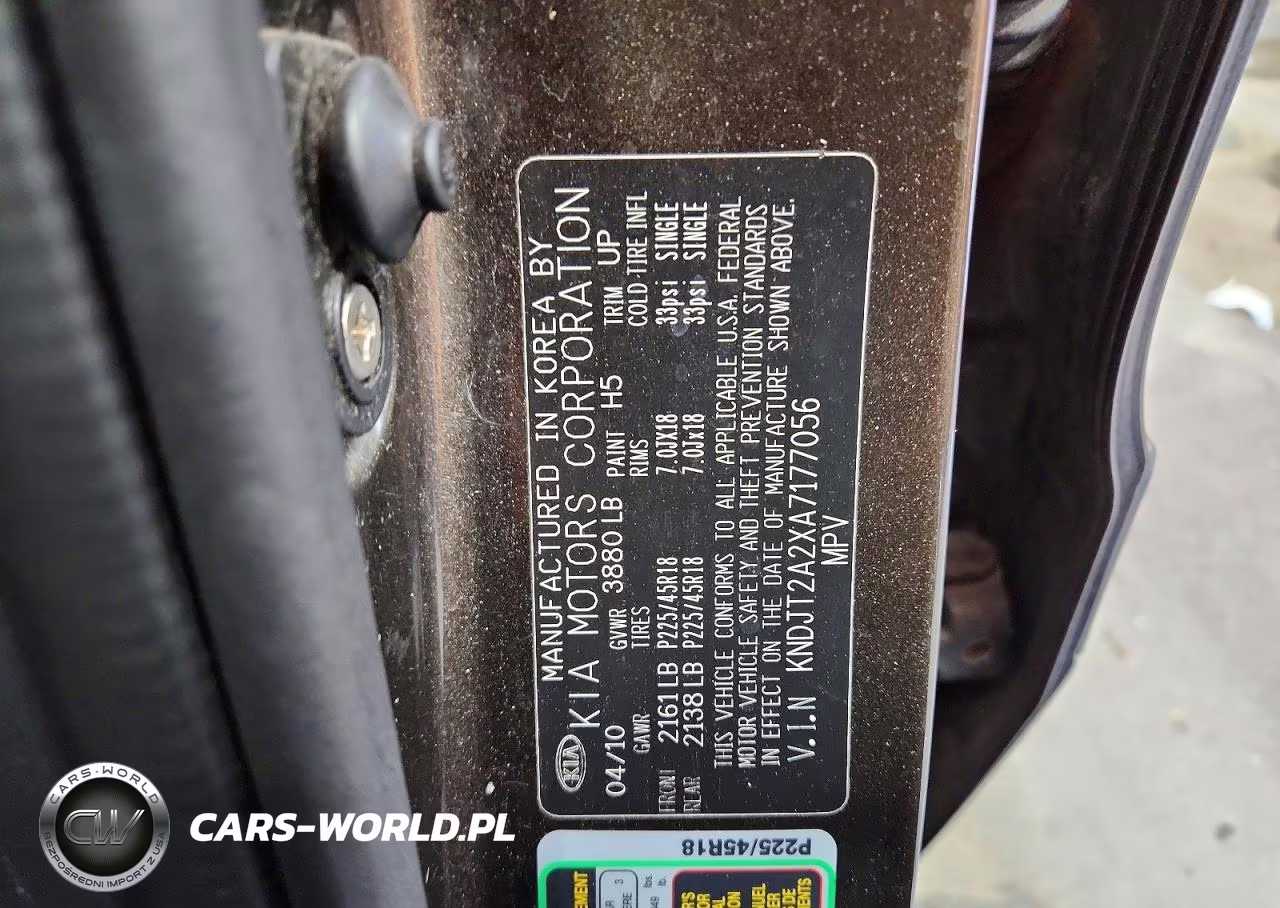 2010 Kia Soul + VIN:KNDJT2A2XA7177056 - 12