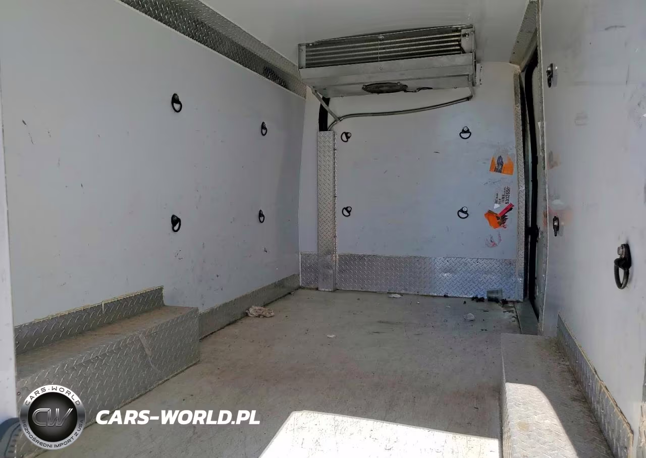 2019 Ford Transit T-250 VIN:1FTYR2CM9KKA13680 - 10