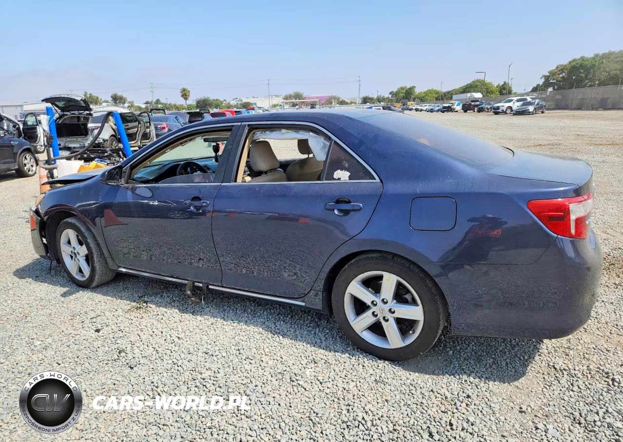 2014 Toyota Camry Le VIN:4T4BF1FK7ER382115 - 2