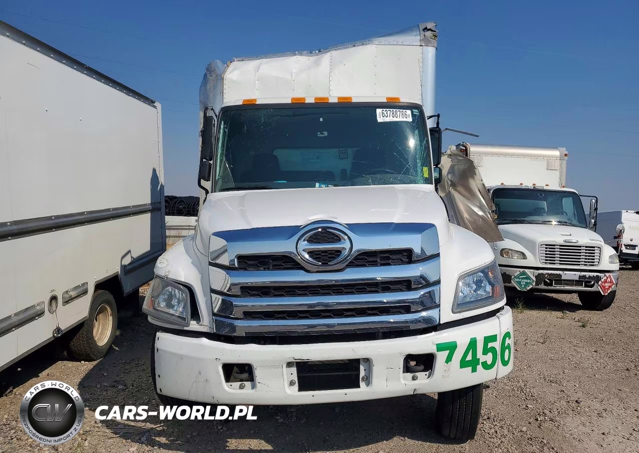 2025 Hino L6 Box Truck VIN:5PVNJ7AV1S5T57456 - 5