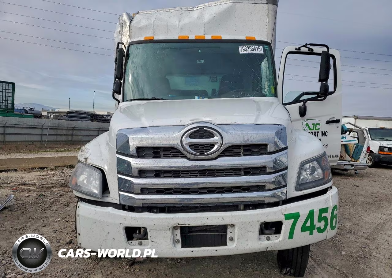 2025 Hino L6 Box Truck VIN:5PVNJ7AV1S5T57456 - 7
