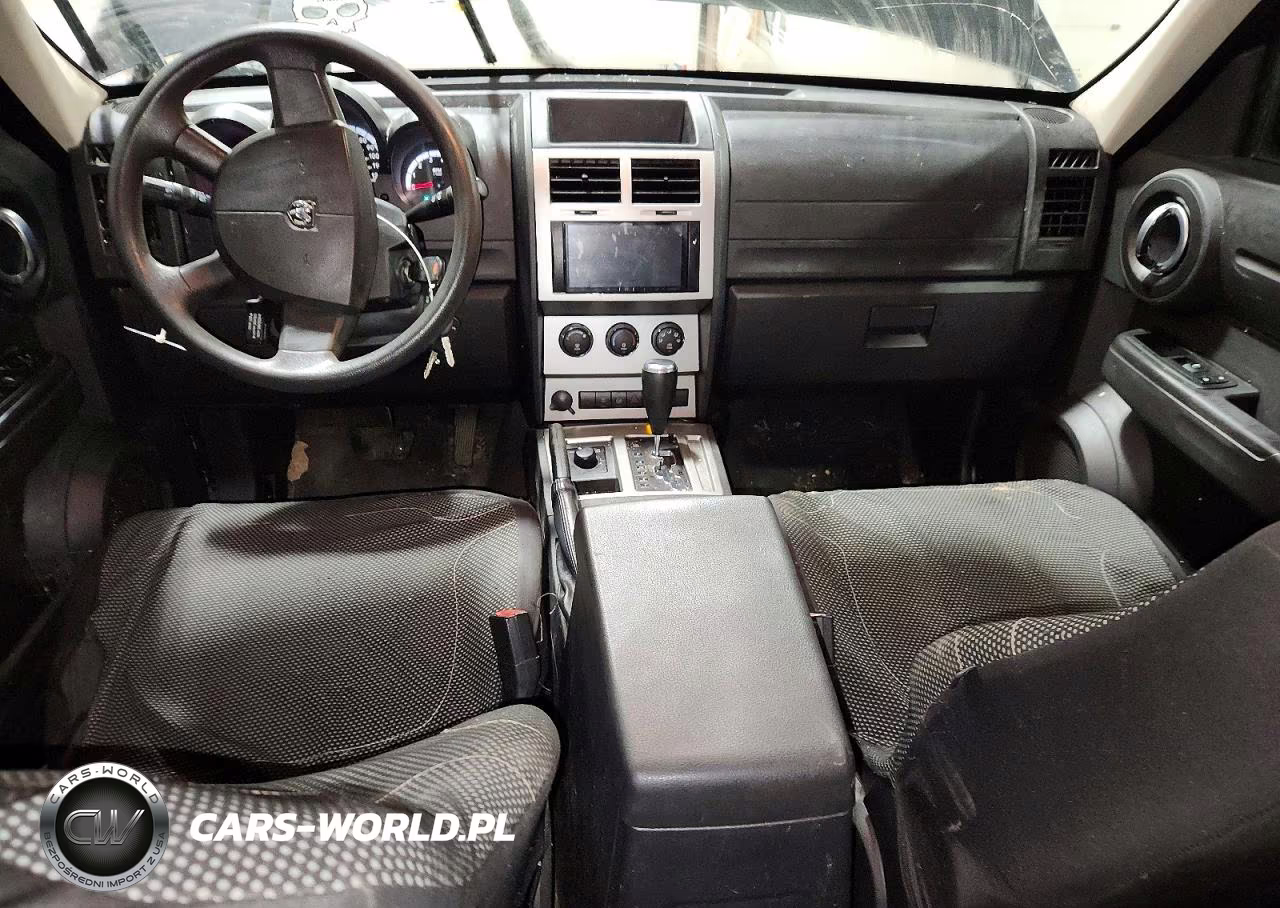 2007 Dodge Nitro Sxt VIN:1D8GU28K07W639007 - 8