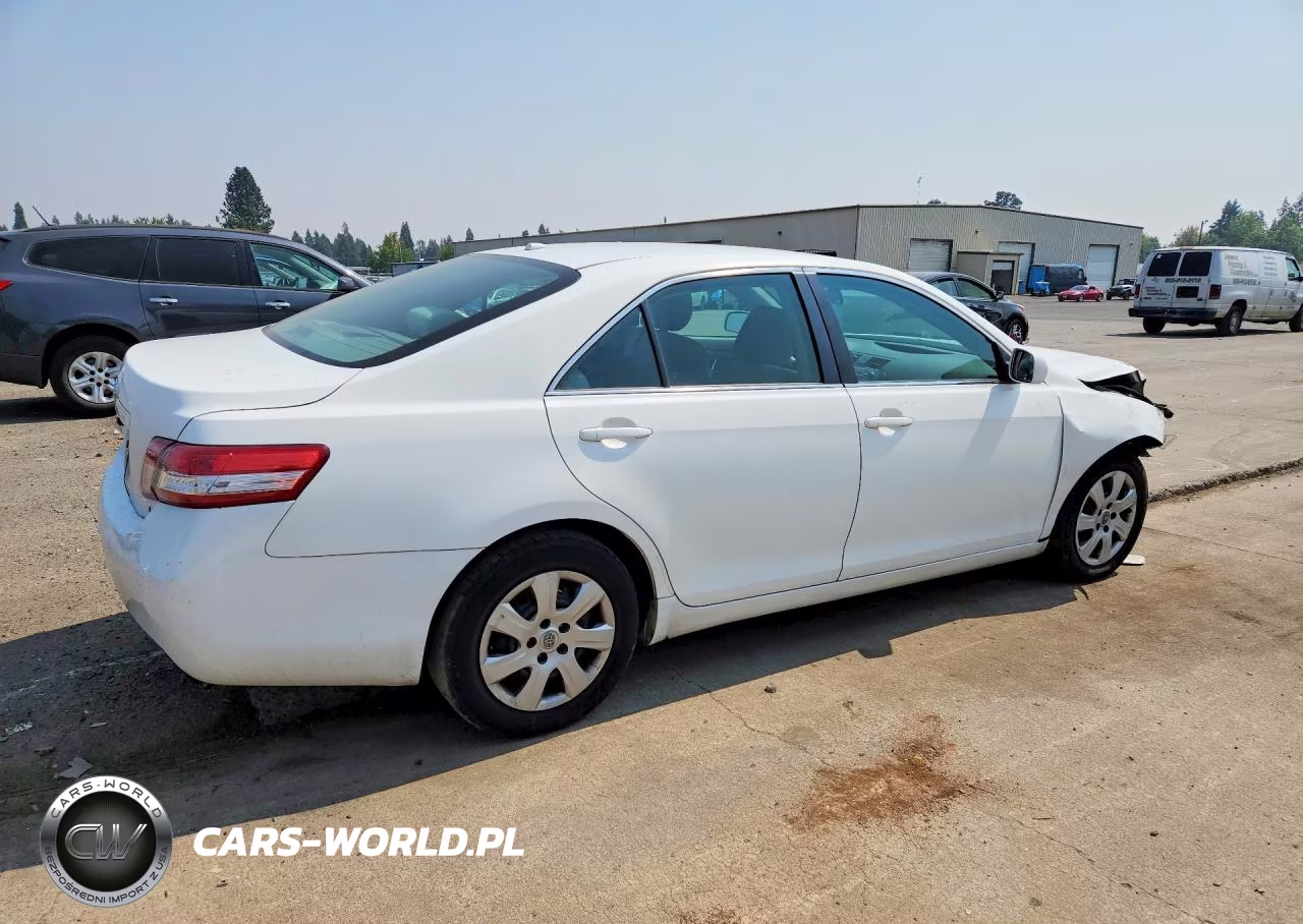 2011 Toyota Camry Le VIN:4T4BF3EK8BR152060 - 3