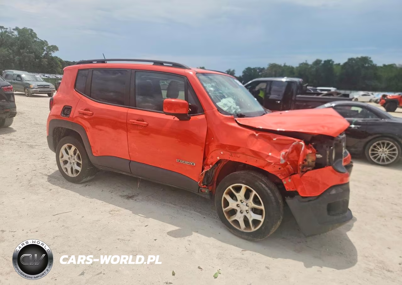 2017 Jeep Renegade Latitude VIN:ZACCJBBB0HPG06425 - 4