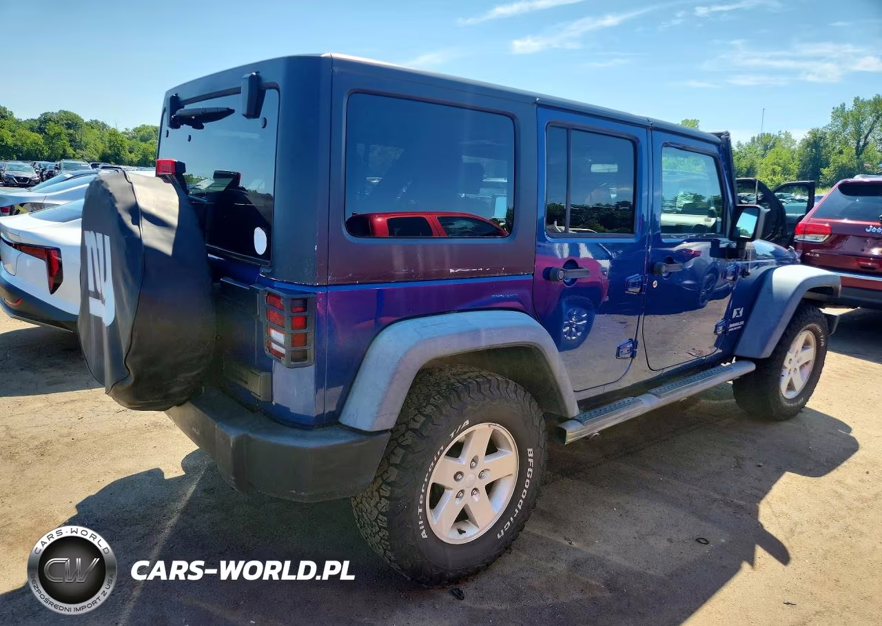 2009 Jeep Wrangler Unlimited X VIN:1J8GA39159L729558 - 3