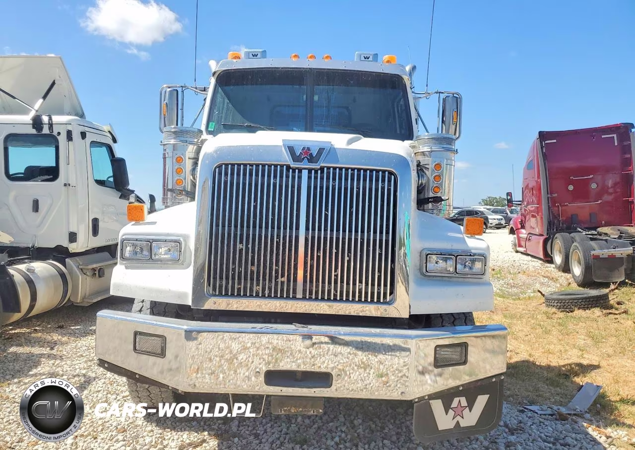 2022 Western Star 4900 Semi Truck VIN:5KJJALD13NPNM6704 - 5